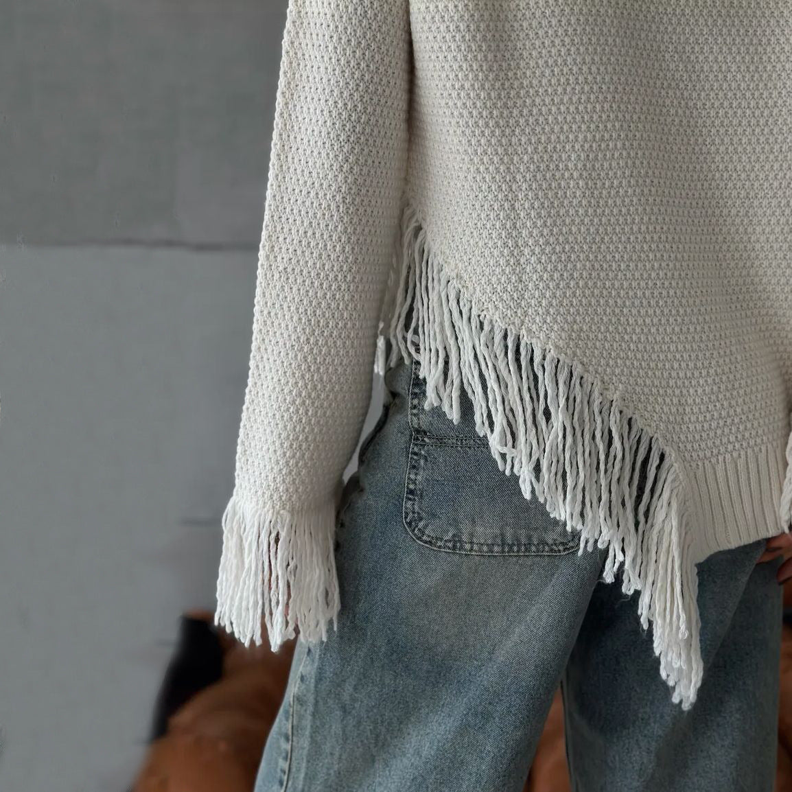 VAAGOON  WOOLEN TASSEL CUFF SWEAT